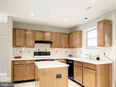 7 Spring St, Gaithersburg, MD 20877 - photo 6