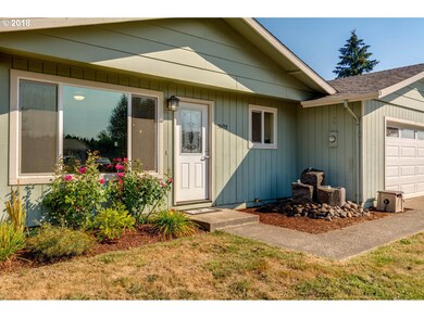 3693 Oak Ridge Ln, Hubbard, OR 97032 - photo 3