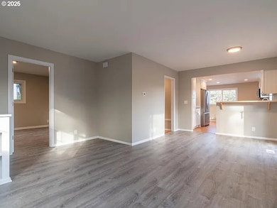 9606 SW 41st Ave, Portland, OR 97219 - photo 5