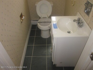 13 Tripp St, Forty Fort, PA 18704 - photo 6