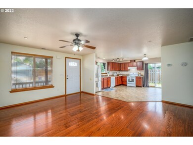 Kitchen/Living Room