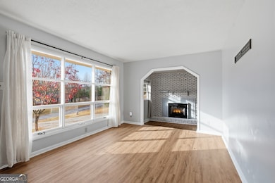 739 Poplar St, Toccoa, GA 30577 - photo 3