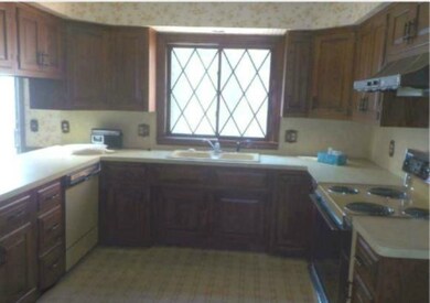 Sudbury-Kitchen