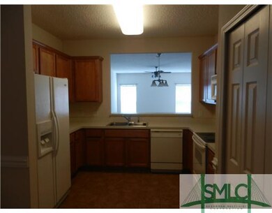 Kitchen. Generous sized kitchen, upgraded cabinetr