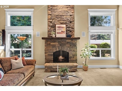 Living Room-Fireplace