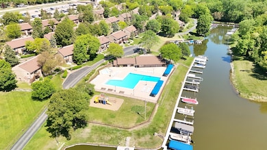 57 Vail Colony unit 7, Fox Lake, IL 60020 - photo 3