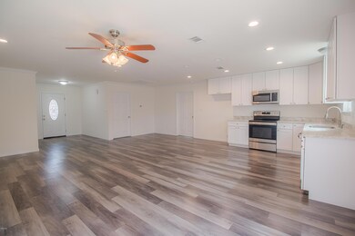 14101 Suburban Dr-105
