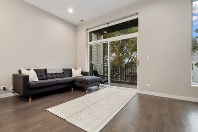 1729 N Artesian Ave unit 2, Chicago, IL 60647 - photo 4