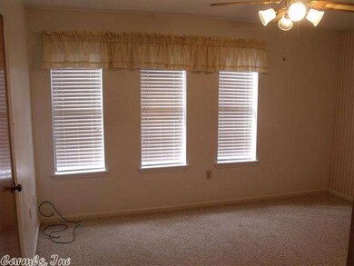 2014 Creekwood Dr, Conway, AR 72032 - photo 7