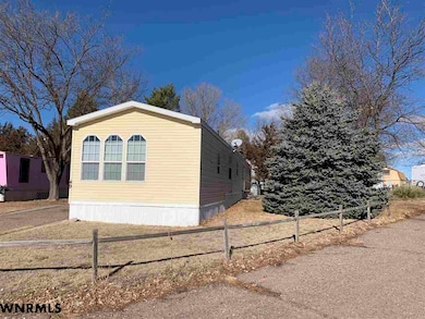 2307 W 42nd St unit 49, Scottsbluff, NE 69361 - photo 2