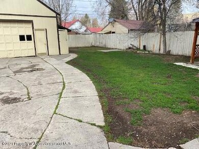 686 Barclay St, Craig, CO 81625 - photo 4