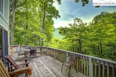 160 Bagpipe Way, Banner Elk, NC 28604 - photo 2