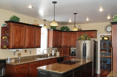 40 Scott Dr, Troy, NY 12180 - photo 7