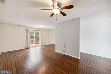 16250 Taconic Cir unit 108E, Dumfries, VA 22025 - photo 5