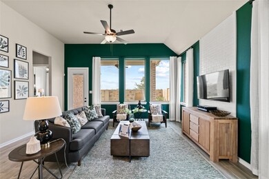 1919 Hickory St, Tomball, TX 77375 - photo 7