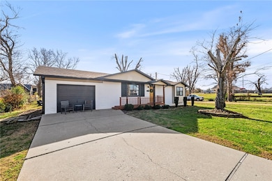 803 NW 2nd St, Bentonville, AR 72712 - photo 3