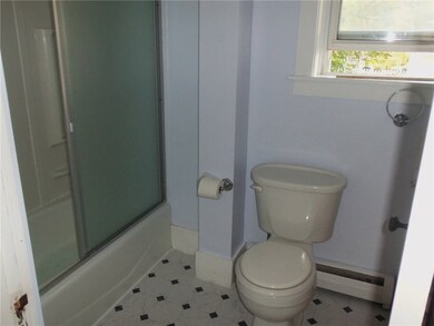 85 Marchant St unit 1, Newport, RI 02840 - photo 3