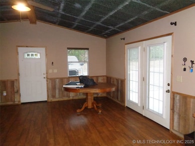 233 Betty Rd, Eufaula, OK 74432 - photo 5