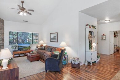 Living Room (2)
