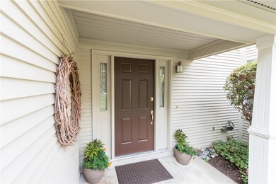 20 Trellis Dr, West Warwick, RI 02893 - photo 4