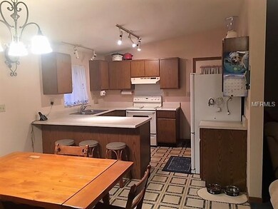 Kitchen and dinning area.