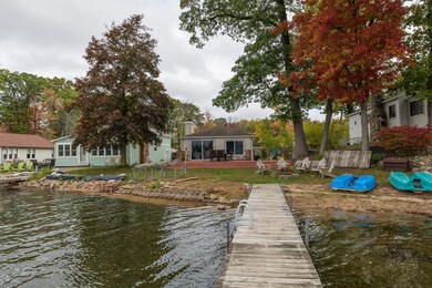 12247 Islandview-46