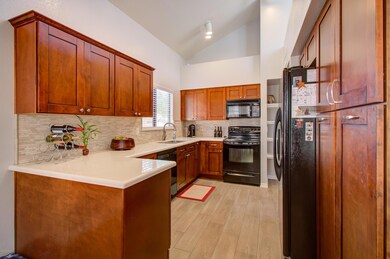005_Kitchen
