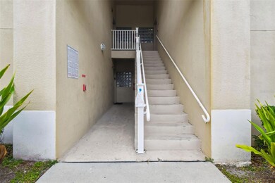 6449 Cypressdale Dr unit 202, Riverview, FL 33578 - photo 6