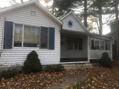 1504 N WANAMASSA 5