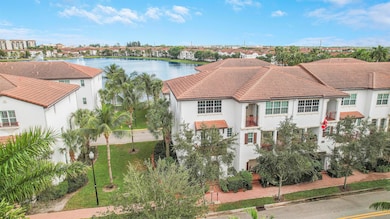 2900 SW 119th Way, Miramar, FL 33025 - photo 4