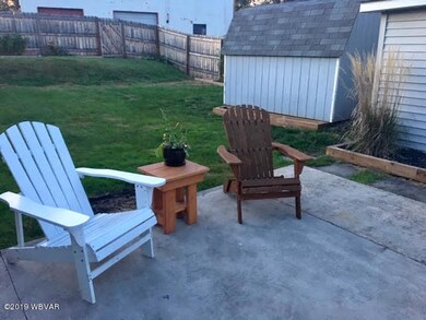 601 frederick patio