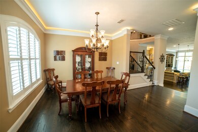 1602 Monarch Oaks St, Houston, TX 77055 - photo 2