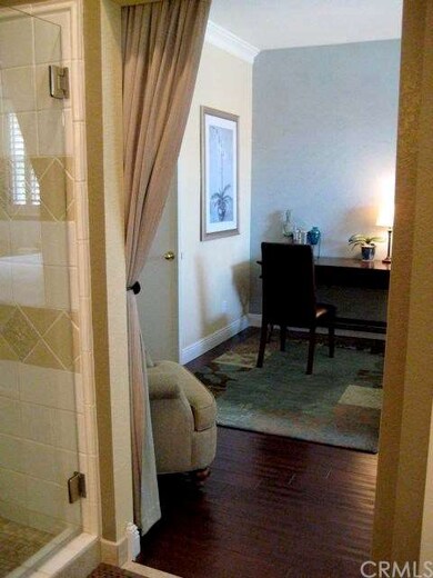 Bedroom & Bath