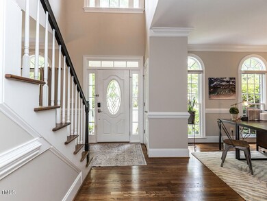 006-1280x960-foyer-entry