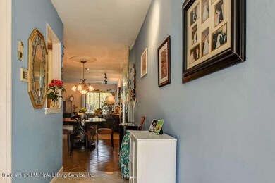 911 W Fingerboard Rd unit 258, Staten Island, NY 10304 - photo 4