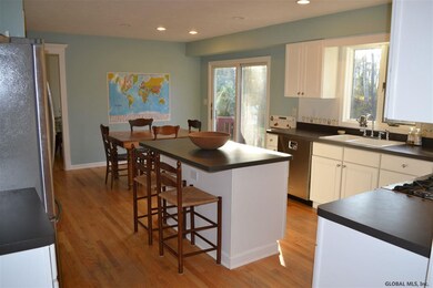 700 Sachem Cir, Slingerlands, NY 12159 - photo 6