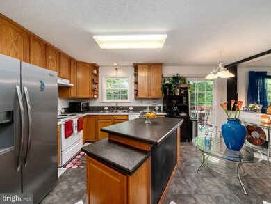 107 Land Or Dr, Ruther Glen, VA 22546 - photo 7