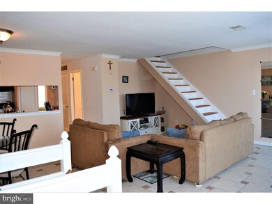 1027 Northridge Dr, Norristown, PA 19403 - photo 3