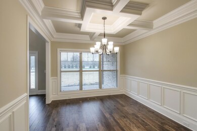 Big beautiful windows with lots of natural light. Blinds already installed!