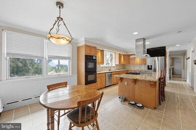 156 Grove Rd, Elverson, PA 19520 - photo 5