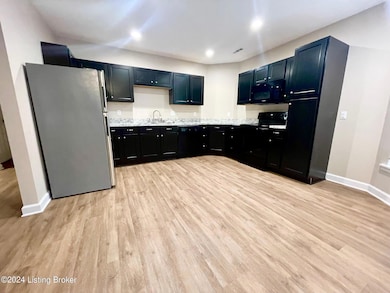 1229 S Floyd St unit 2, Louisville, KY 40203 - photo 3