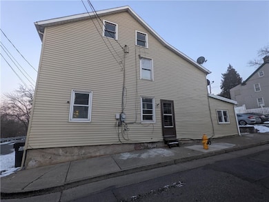 1140 Railroad St, Bethlehem, PA 18015 - photo 2