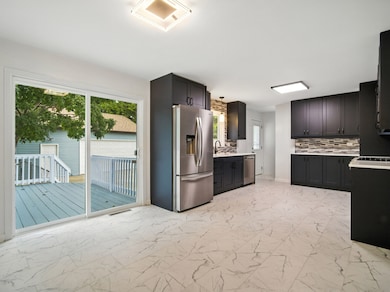 422 Damen St, Marengo, IL 60152 - photo 6