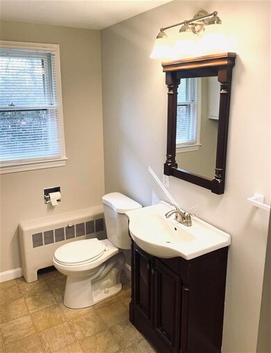 98 Crescent Rd, Manchester, NH 03103 - photo 7