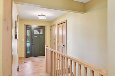 19139 Maple Leaf Dr, Eden Prairie, MN 55346 - photo 3