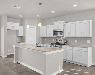 13744 Lago Vista Ave, Horizon City, TX 79928 - photo 6