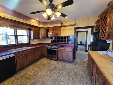 7 Undisclosed unit 1, Dracut, MA 01826 - photo 3