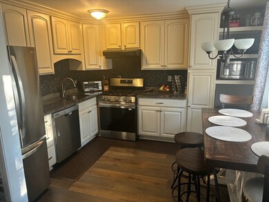 14 Edgelawn Ave unit 9, North Andover, MA 01845 - photo 2