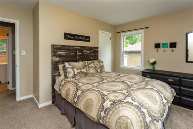 1129 68th St, Windsor Heights, IA 50324 - photo 6