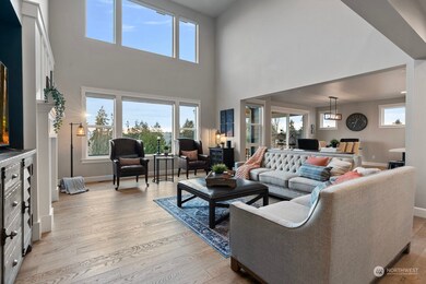 10816 NE 193rd St, Bothell, WA 98011 - photo 4